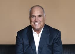 Bob Thomas